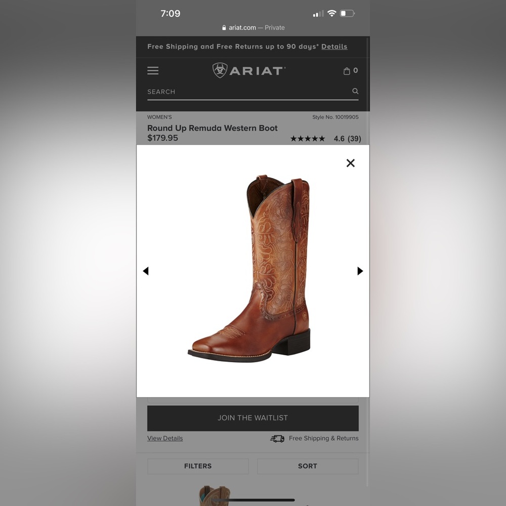 𝙰𝚛𝚒𝚊𝚝 𝙱𝚘𝚘𝚝𝚜 !